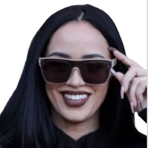 NWT Sunglasses MONO Fly 100% UVA/UVB Prote…